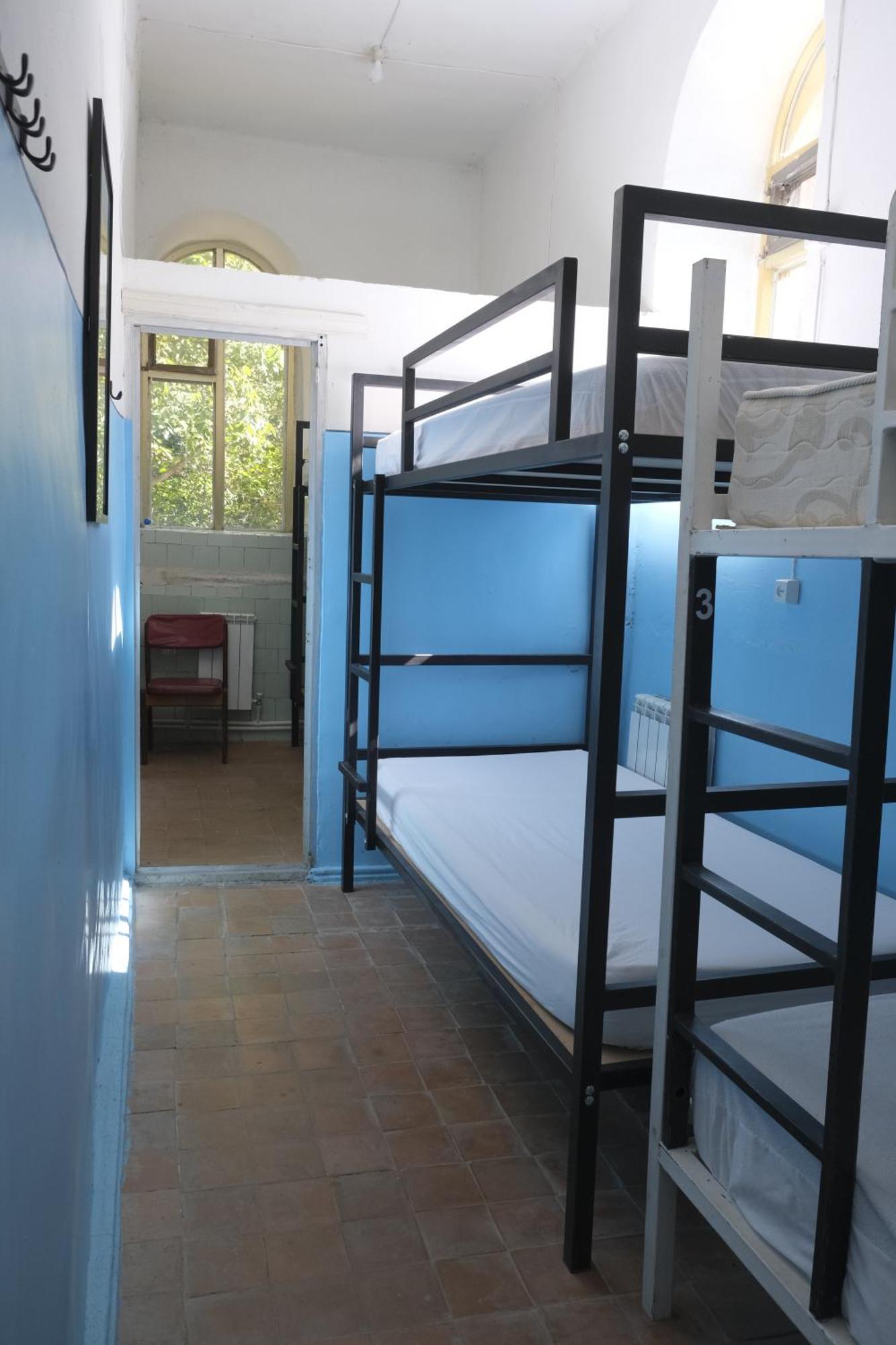 Tumanyan Bathhouse Hostel Екстер'єр фото
