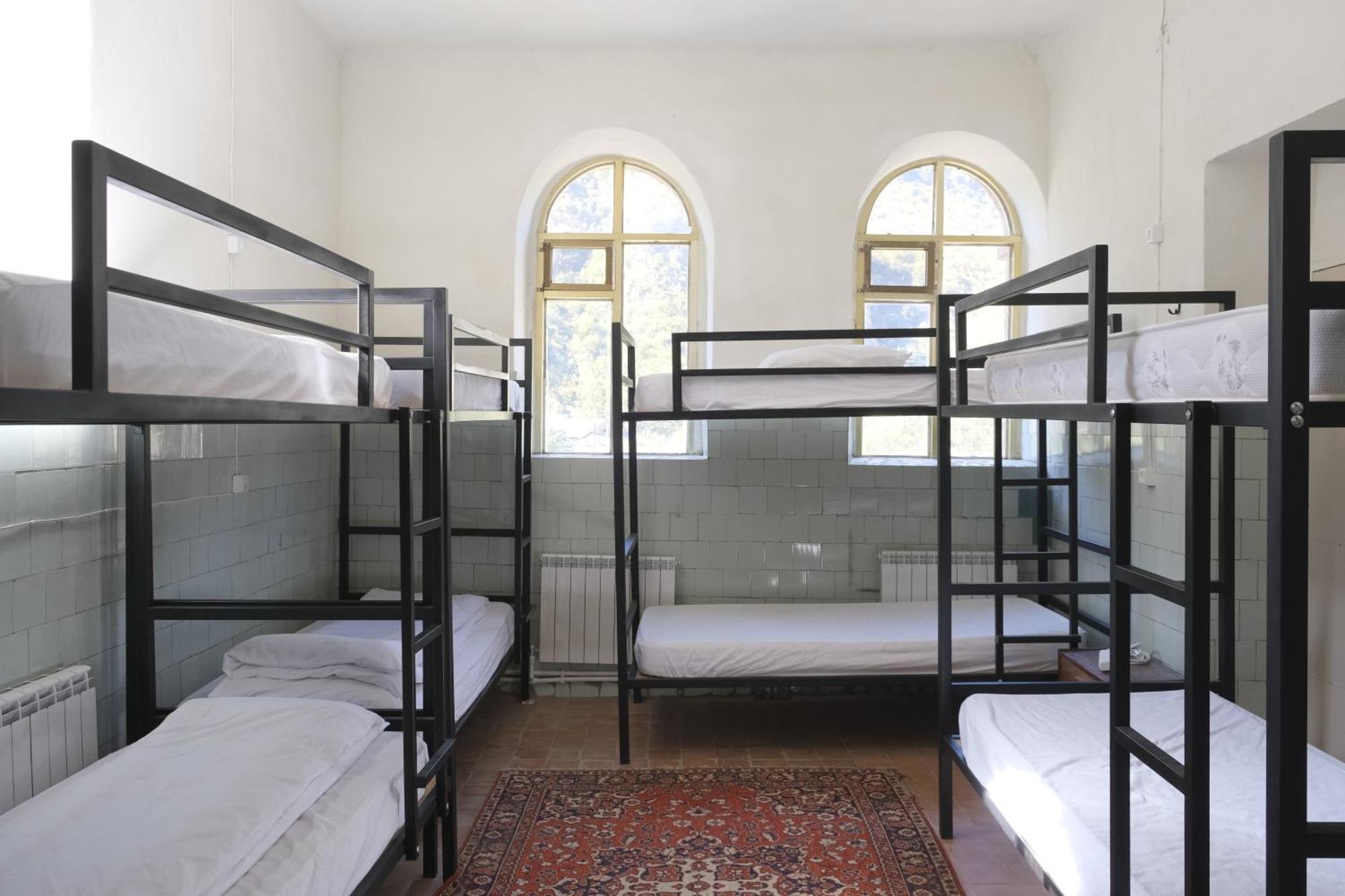 Tumanyan Bathhouse Hostel Екстер'єр фото